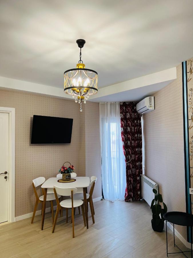 Apartamento Aura Kutaisi Exterior foto