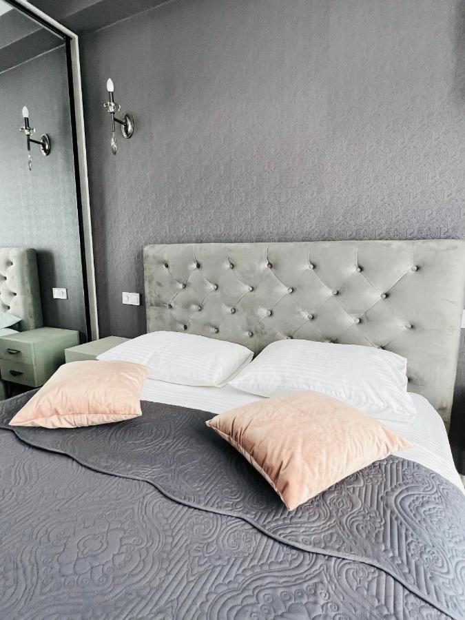 Apartamento Aura Kutaisi Exterior foto