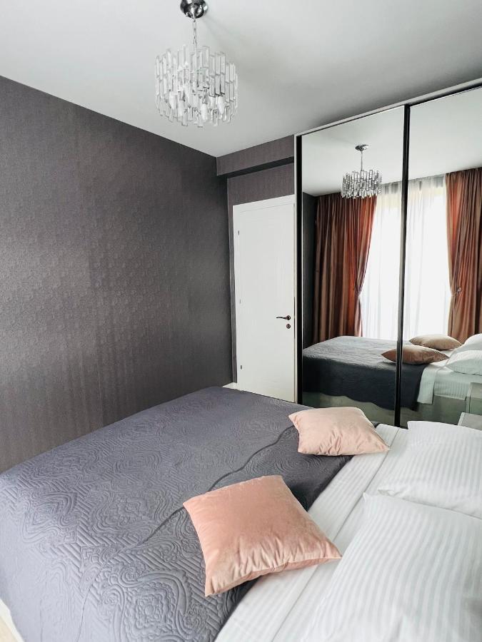 Apartamento Aura Kutaisi Exterior foto