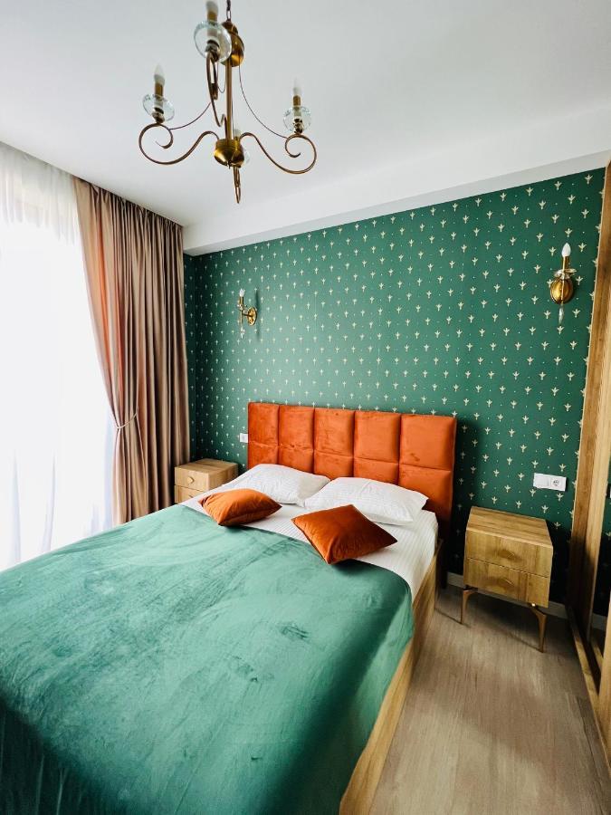 Apartamento Aura Kutaisi Exterior foto