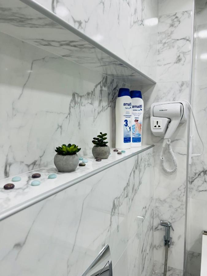 Apartamento Aura Kutaisi Exterior foto